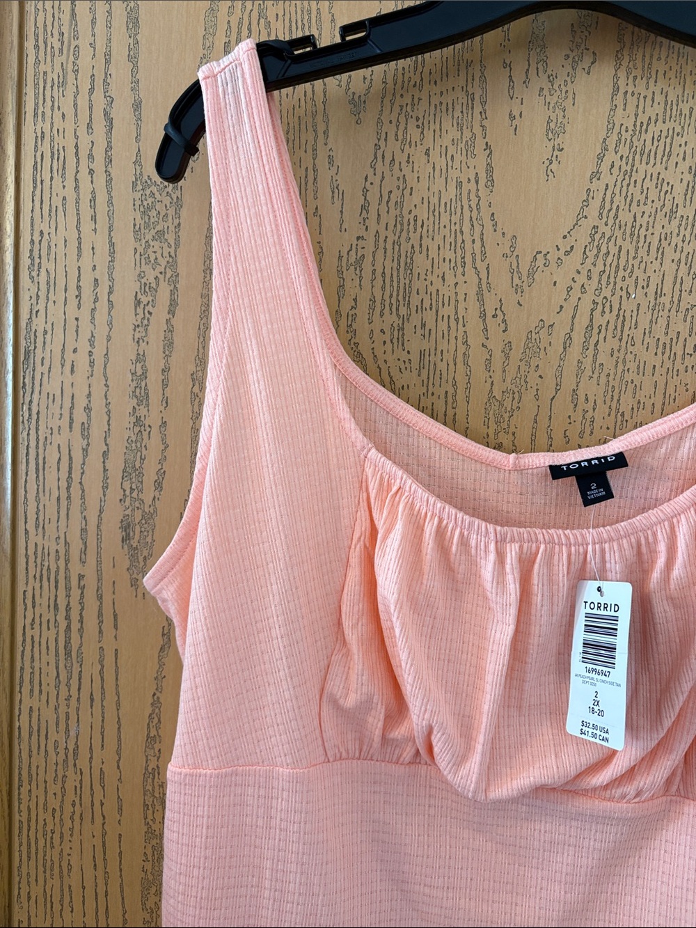 torrid Peach Ribbed Scoop Ruched Tank - Picture 4 of 6